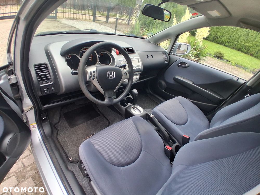 Honda Jazz 1.4 CVT ES - 14