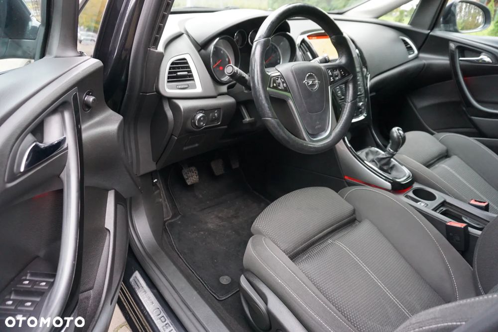 Opel Astra 2.0 CDTI ENERGY - 8