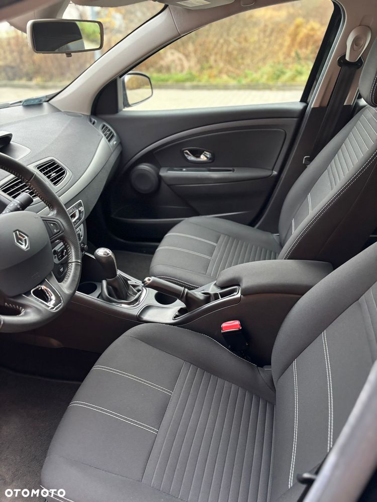 Renault Fluence 1.6 16V Life - 10