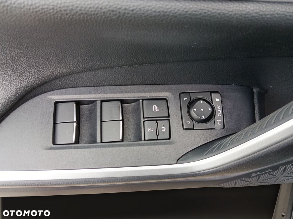 Toyota RAV4 - 24