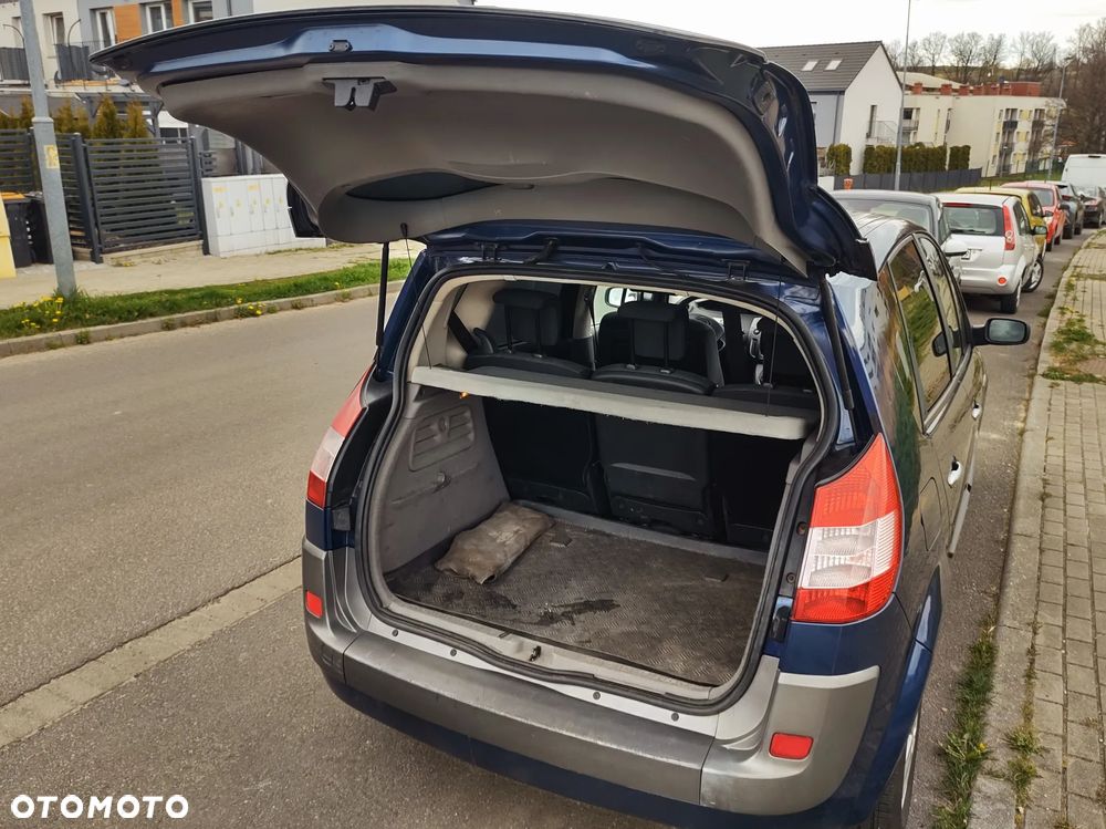 Renault Scenic 1.6 16V Authentique - 5