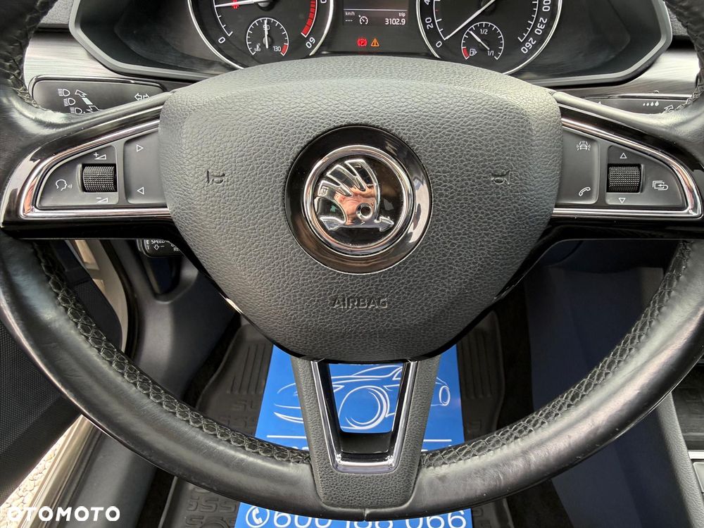 Skoda Superb 2.0 TDI 4x4 Ambition DSG - 24