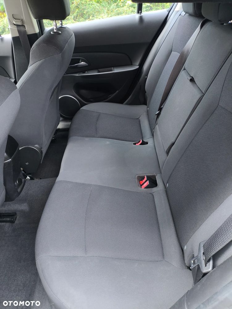 Chevrolet Cruze 1.8 LTZ - 30