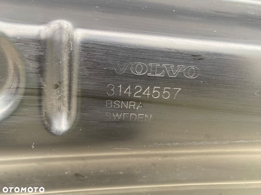 MASKA  VOLVO  XC 60 II  XC60 II      ORYGINAŁ - 5