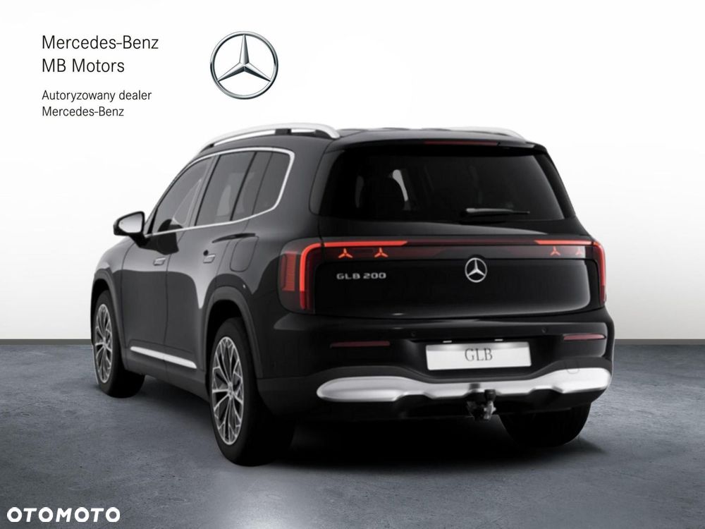 Mercedes-Benz GLB - 6