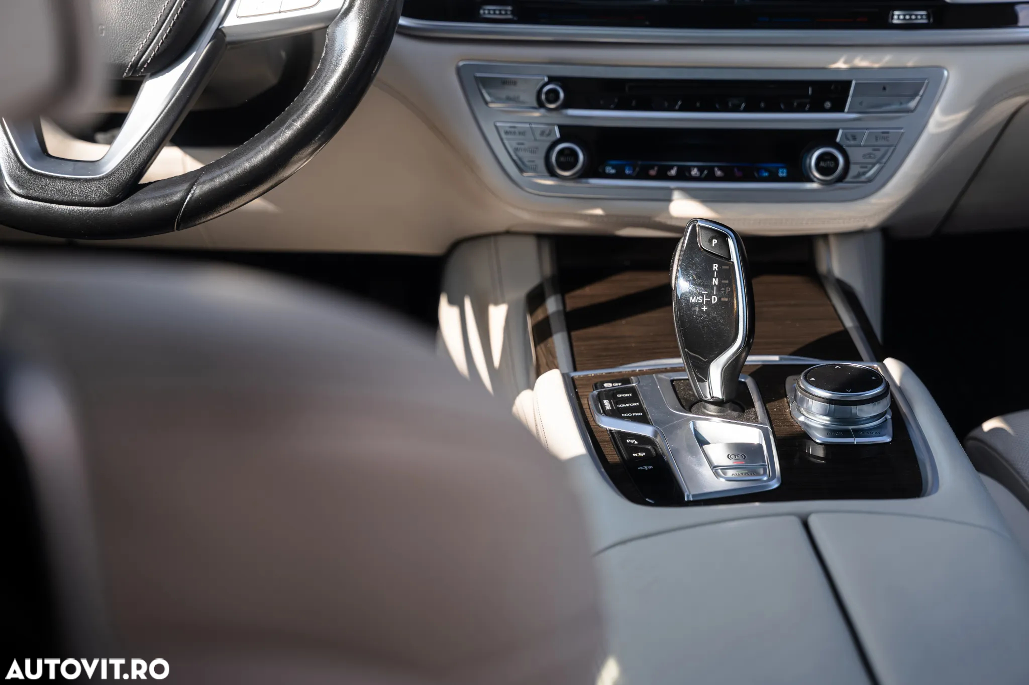 BMW Seria 7 750d xDrive - 18