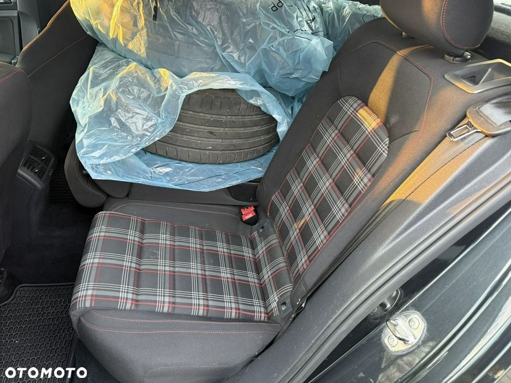 Volkswagen Golf 2.0 TSI BMT GTI Performance DSG - 8
