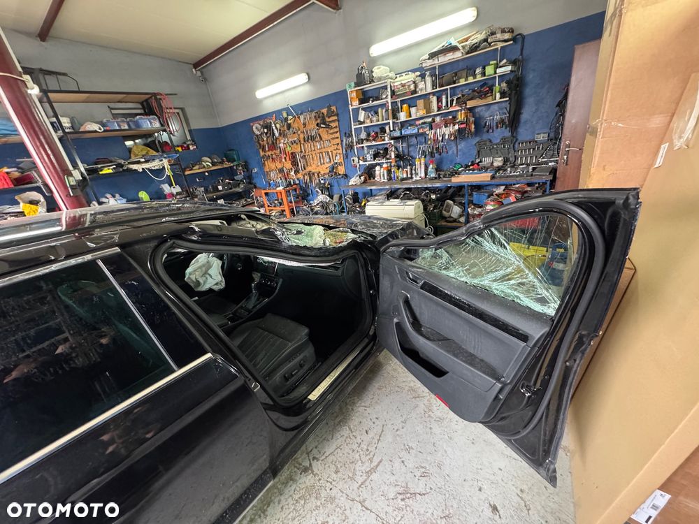 Skoda Superb 2.0 TSI DSG L&K - 9