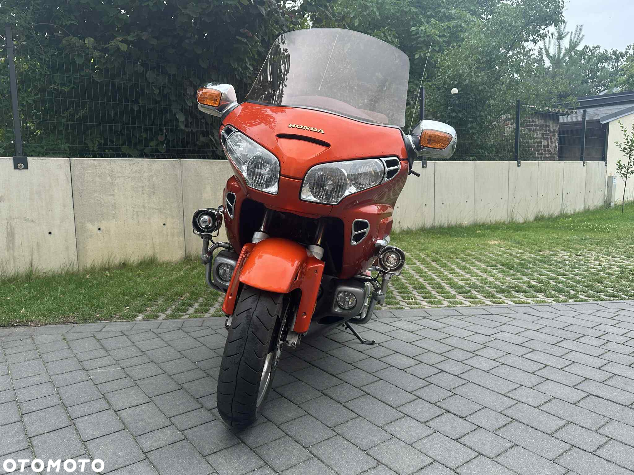Honda GL - 5