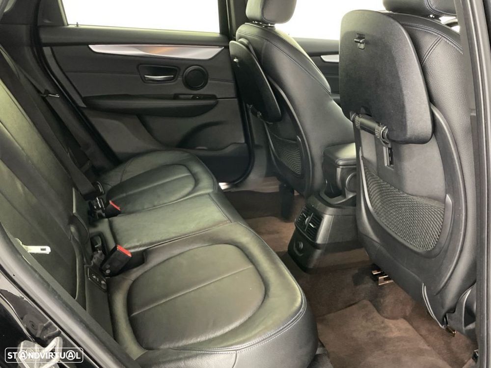 BMW 216 Active Tourer d — fotografia 23