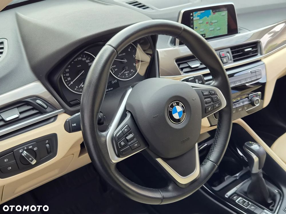 BMW X1 xDrive18d xLine sport - 24