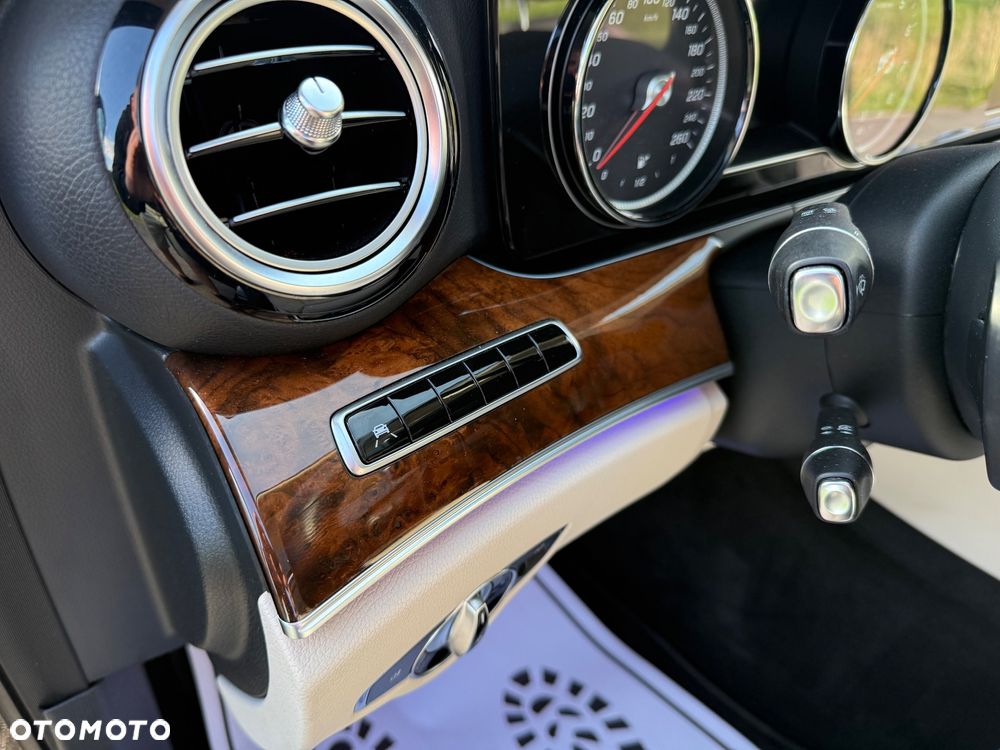 Mercedes-Benz Klasa E 200 CGI BlueEFFICIENCY Automatik Avantgarde - 23
