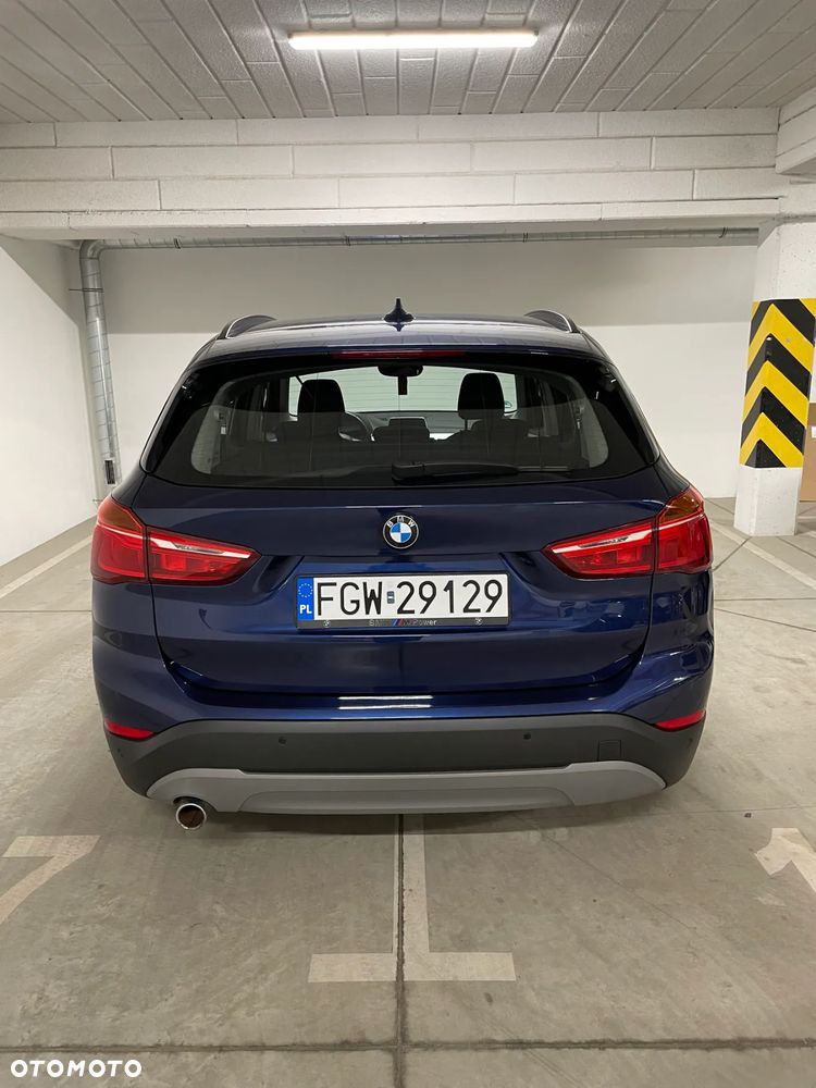 BMW X1 sDrive18d Advantage - 11