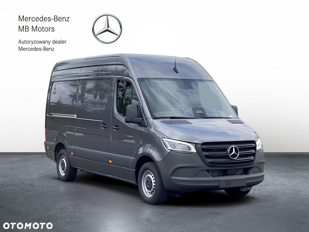 Mercedes-Benz Sprinter - 2