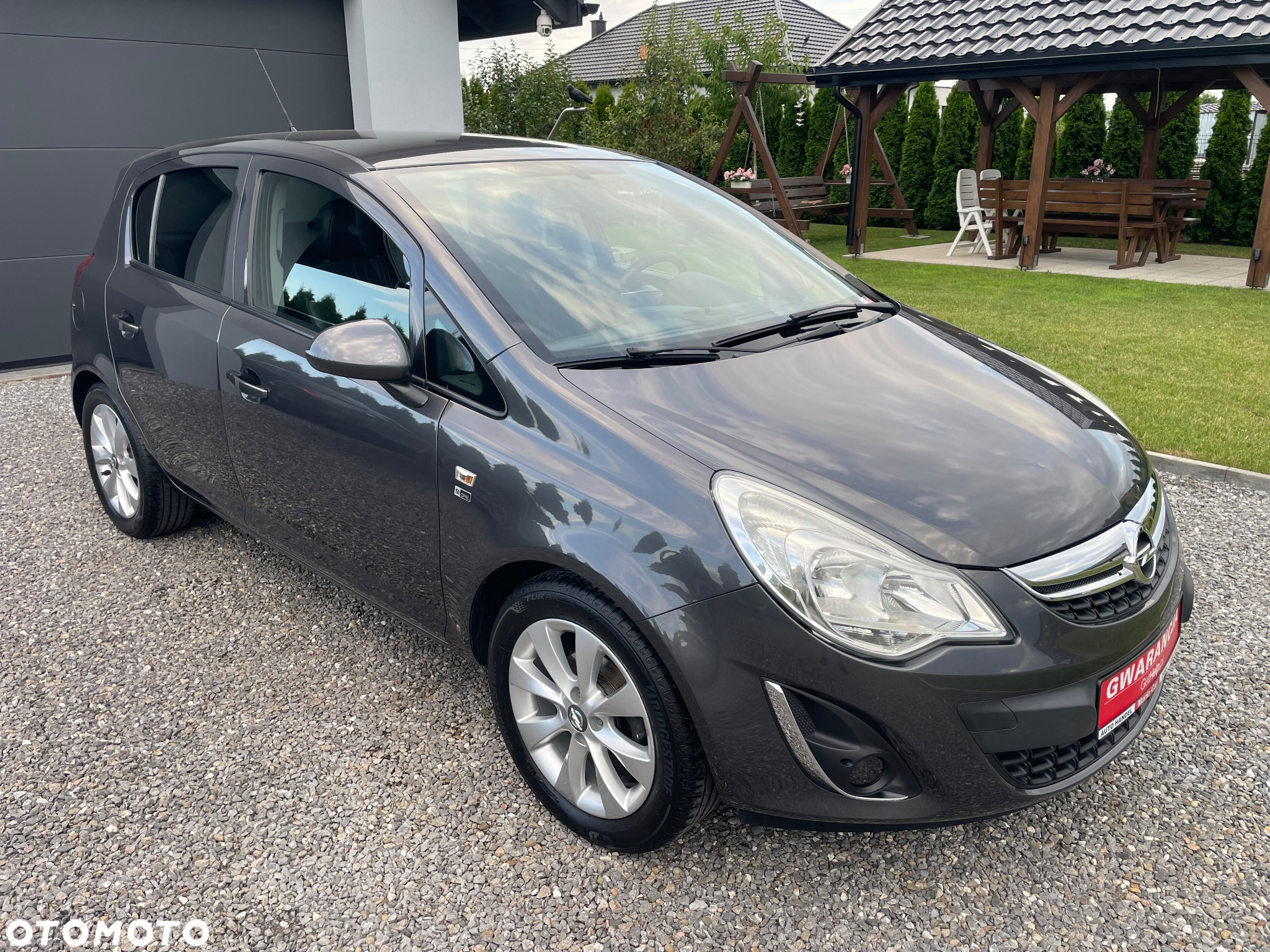 Opel Corsa 1.4 16V 150 Jahre - 2