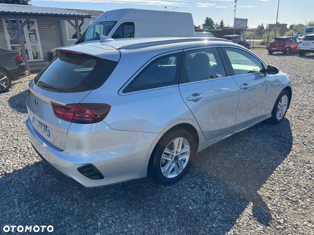 Kia Ceed 1.0 T-GDI 120 OPF Nightline Edition - 6
