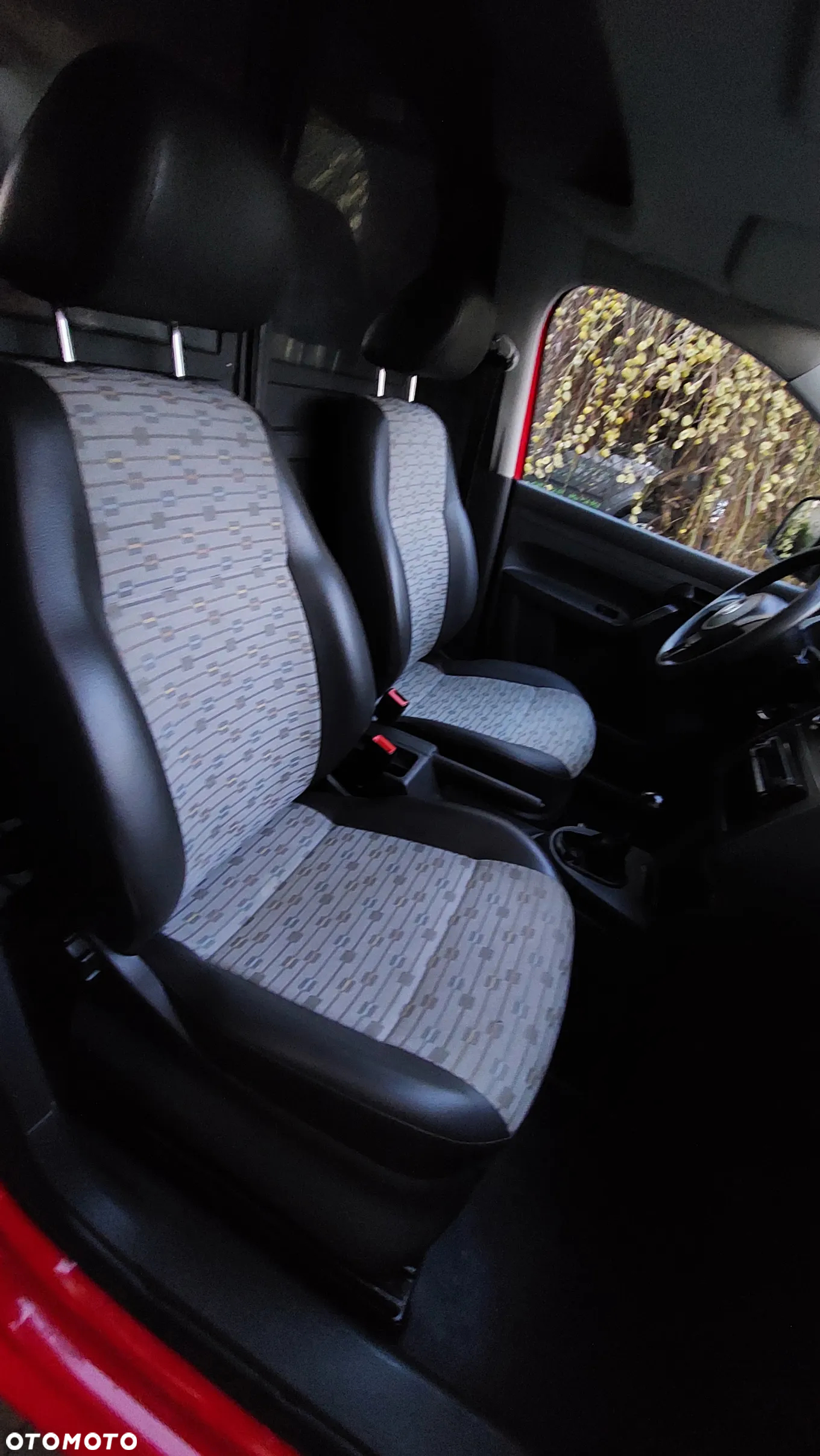 Volkswagen Caddy - 11