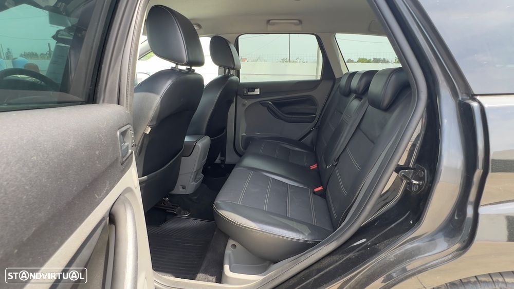 Ford Focus SW 1.6 TDCi Titanium 17 - 12