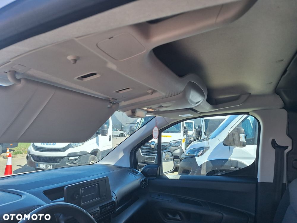 Toyota Proace City Van L2H1 3 osobowy Jak Doblo Partner Combo - 17