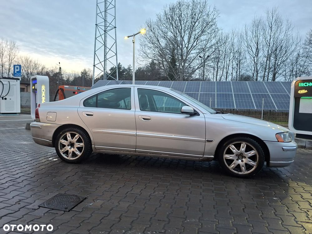 Volvo S60 2.4D5 Summum - 1