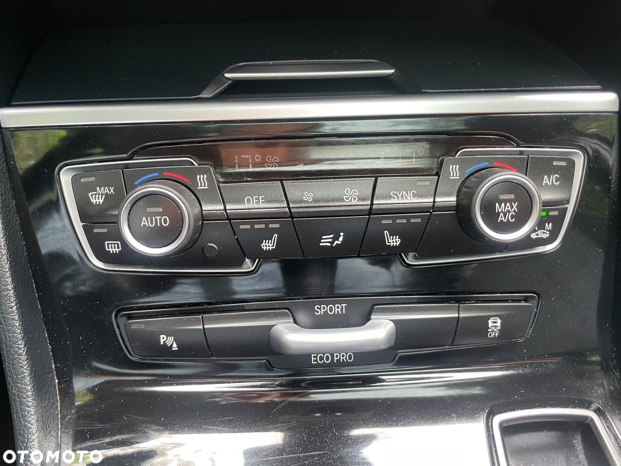 BMW Seria 2 218d Advantage - 26