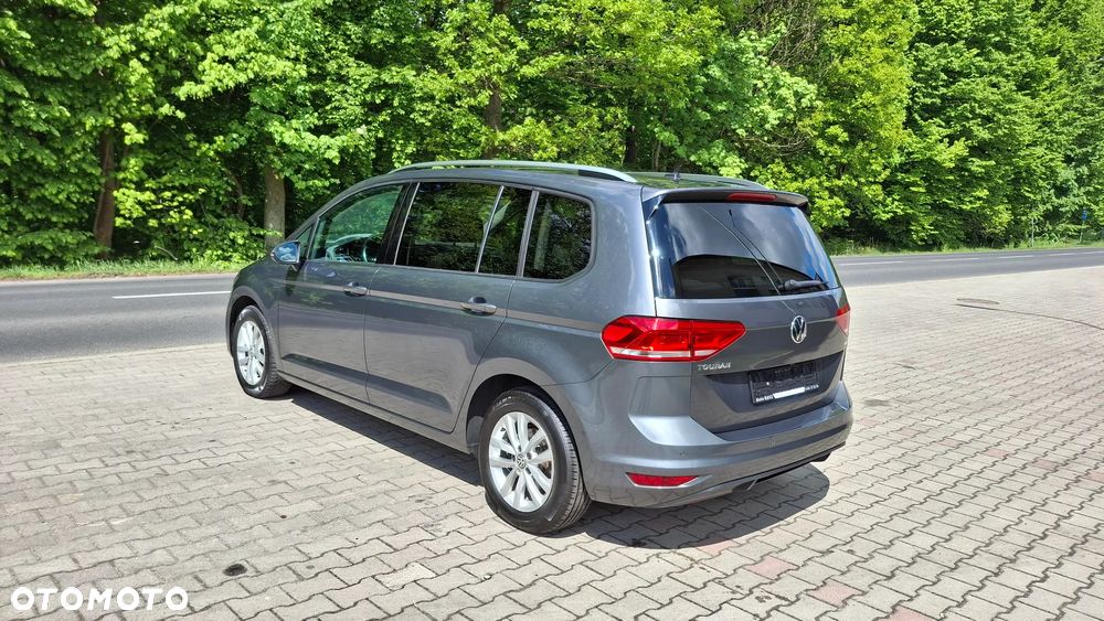 Volkswagen Touran 1.6 TDI SCR (BlueMotion Technology) DSG Comfortline - 11