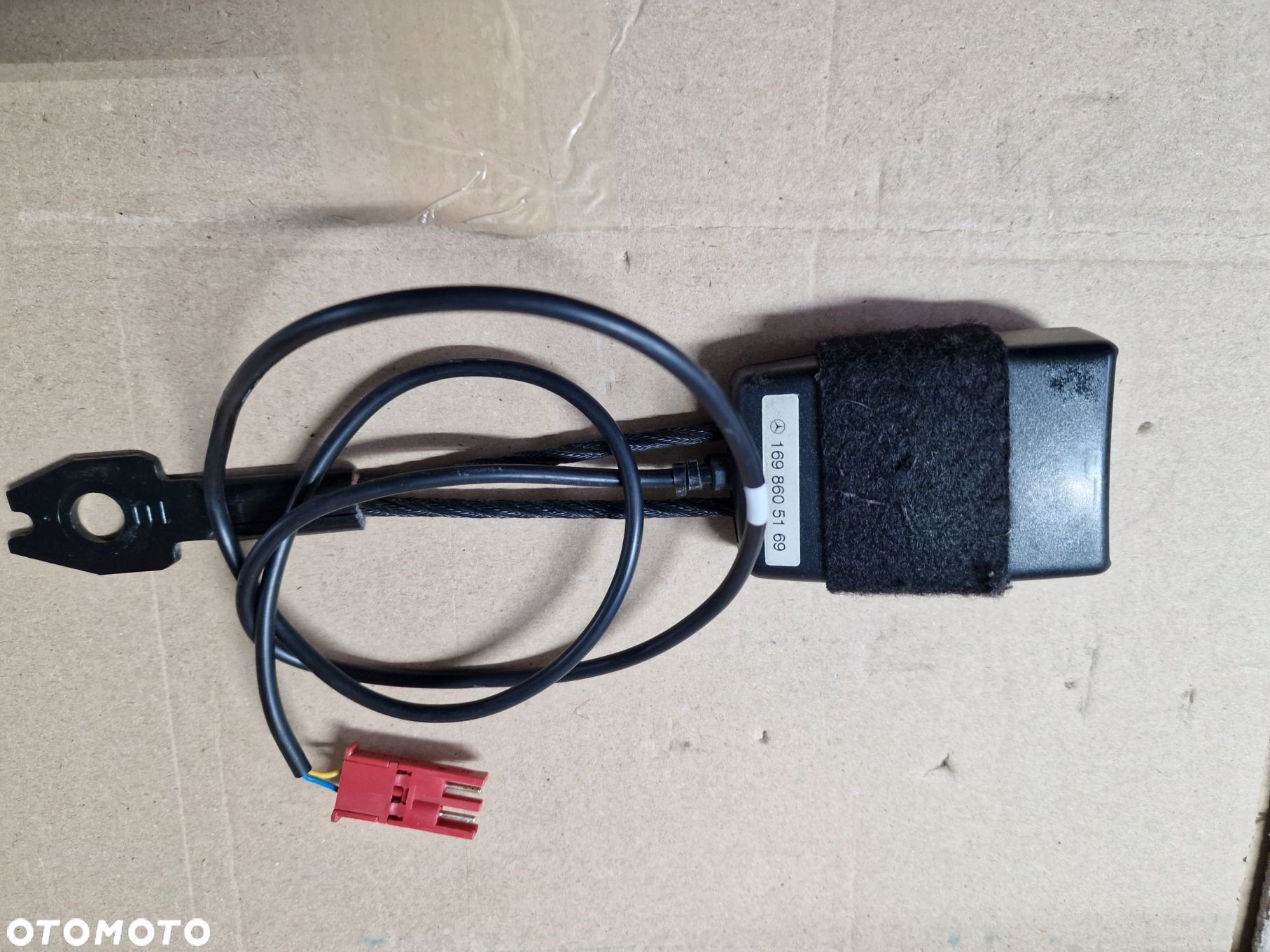 MERCEDES W169 Klamra Napinacz Pasa Lewy Przód A1698605169 - 1