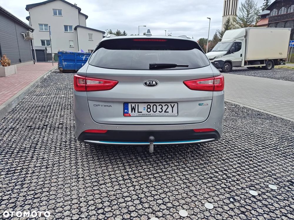 Kia Optima Plug-in Hybrid - 6