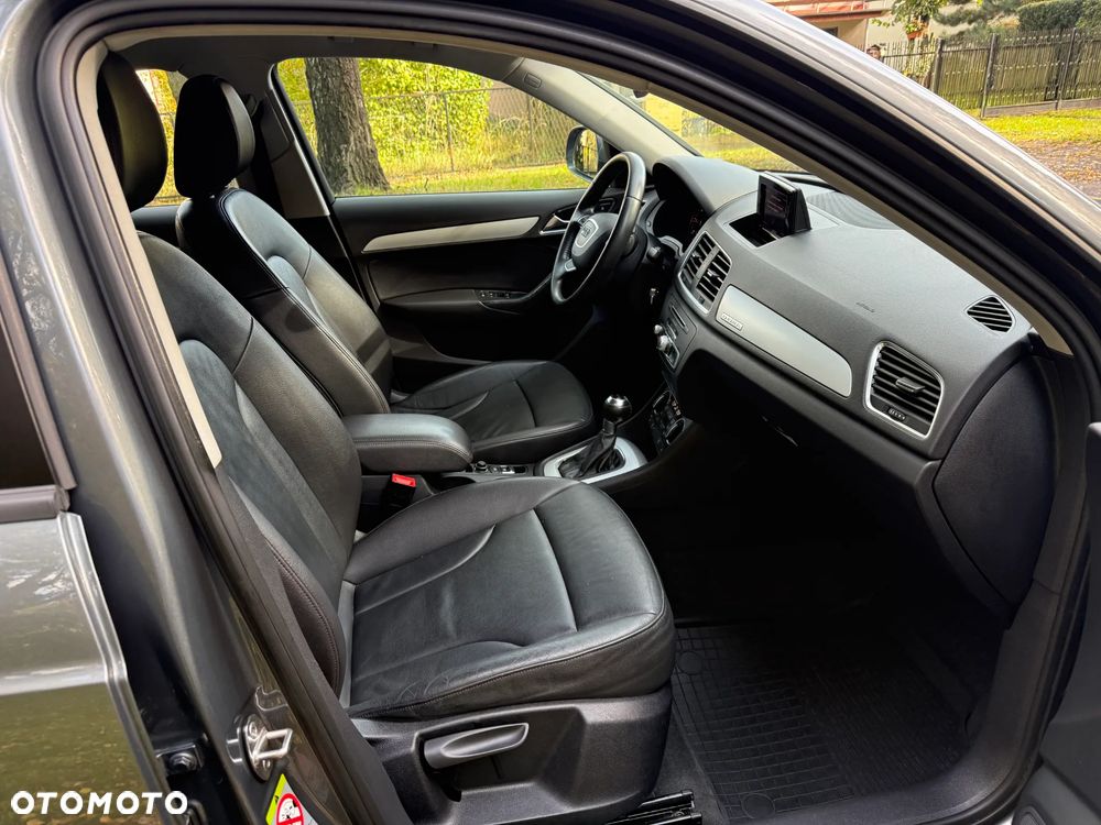 Audi Q3 2.0 TDI Quattro S tronic - 27