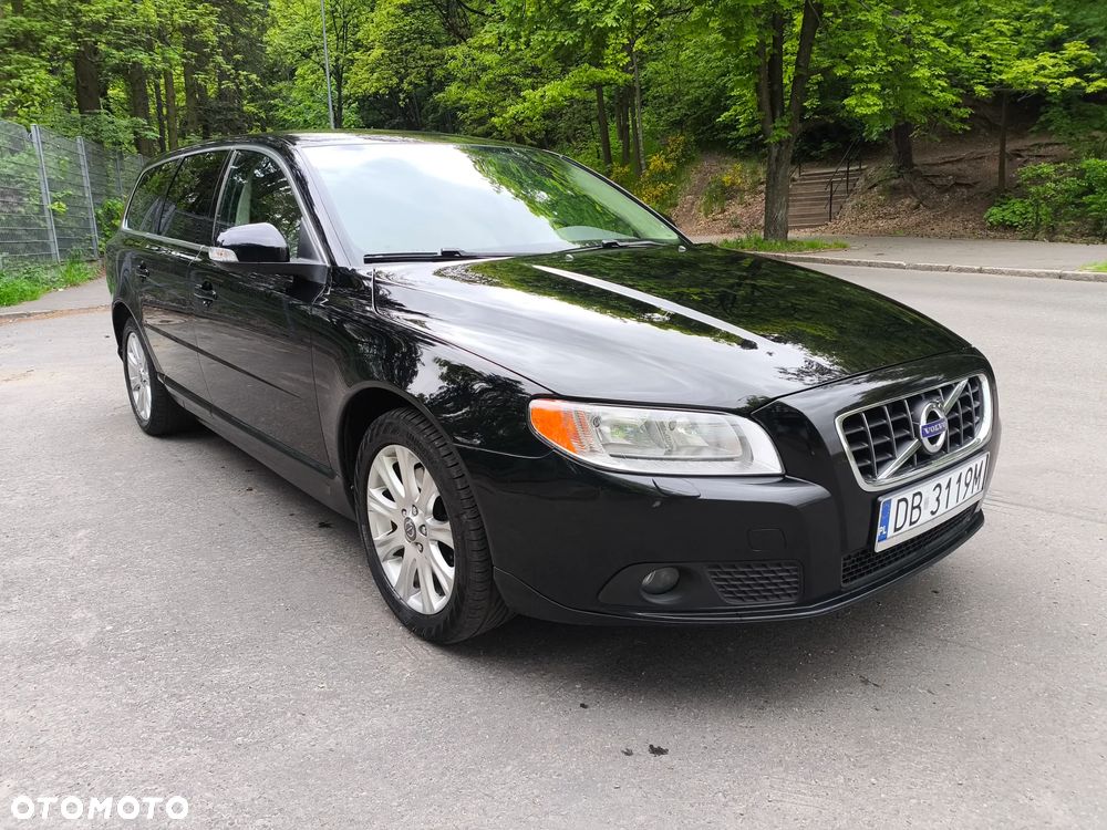 Volvo V70 D3 Momentum - 17