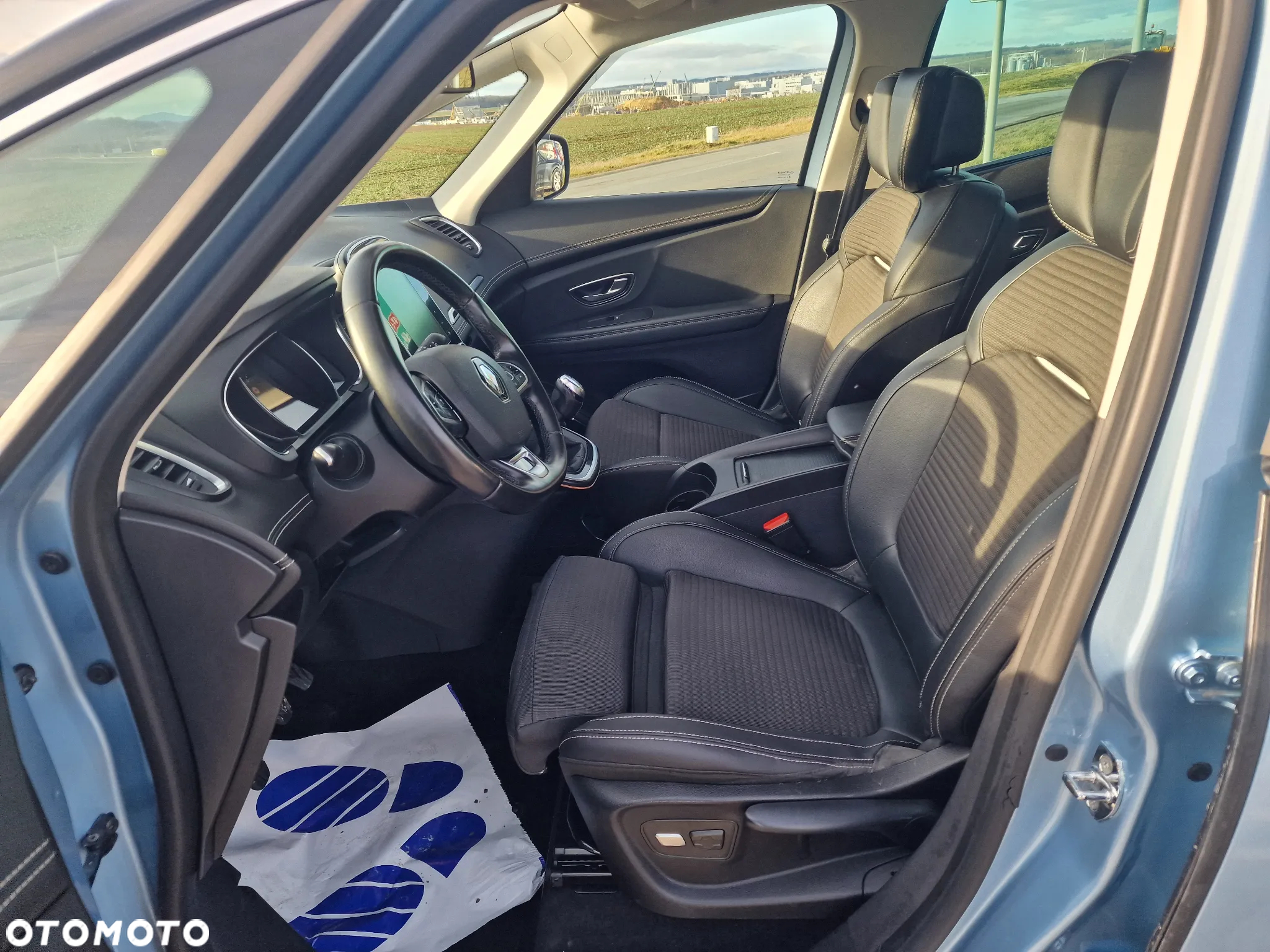 Renault Scenic 1.5 dCi Energy Bose EU6 - 18