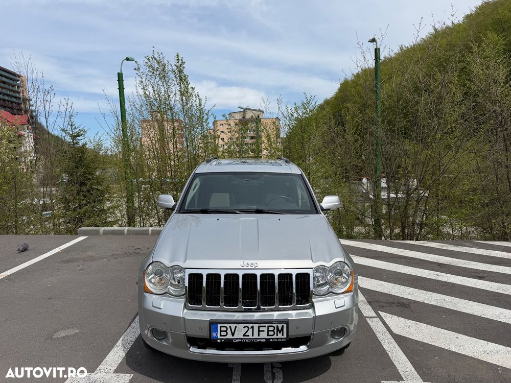 Jeep Grand Cherokee - 18
