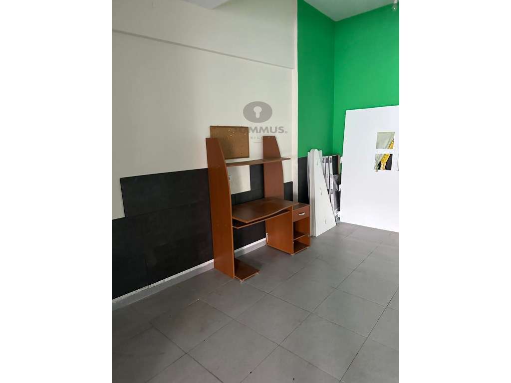 Loja com possibilidade de Arrendamento na Amadora - Grande imagem: 5/13