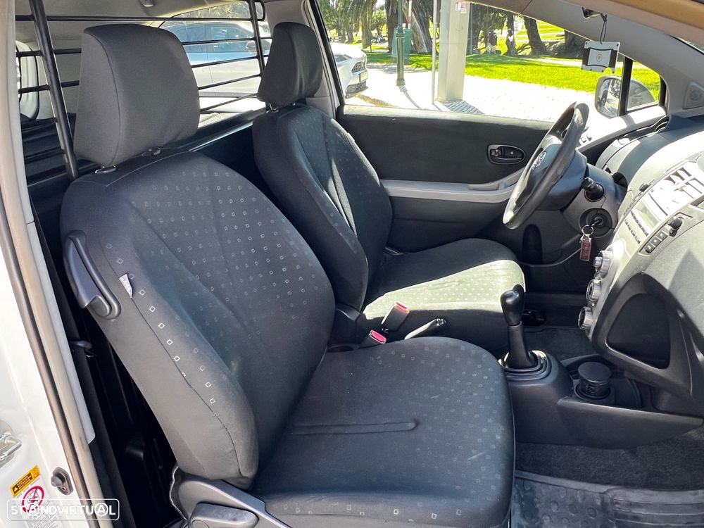 Toyota Yaris 1.4 D-4D - 9