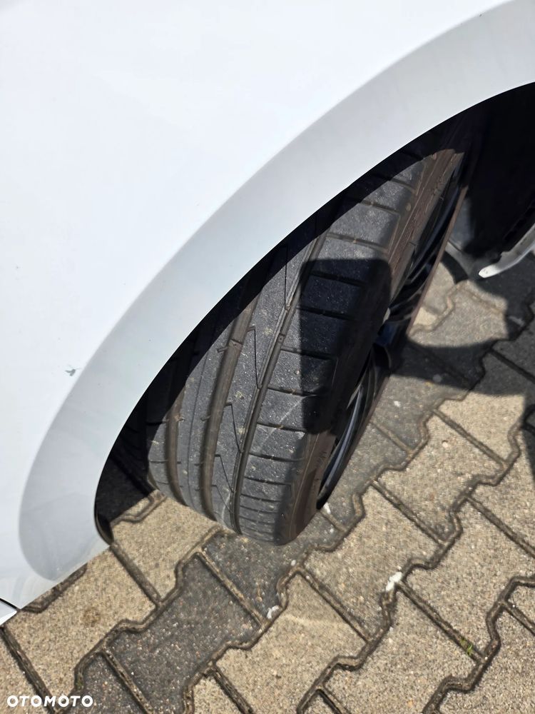 Skoda Superb 2.0 TDI Ambition DSG - 29