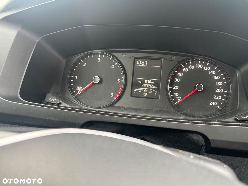 Volkswagen Caravelle 2.0 TDI L2 Trendline DSG - 6