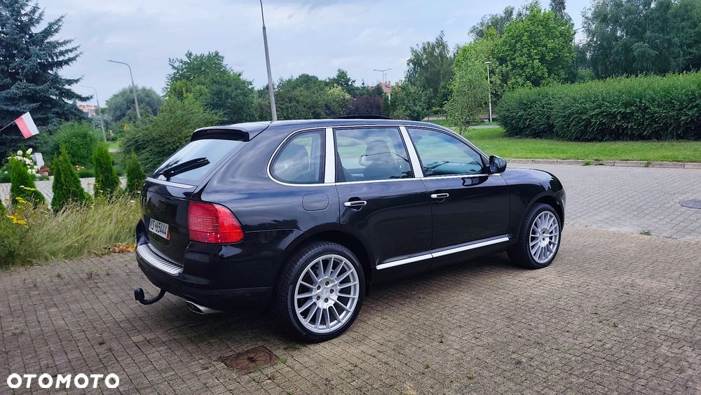 Porsche Cayenne - 25