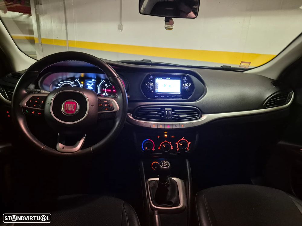 Fiat Tipo 1.3 M-Jet Lounge - 32