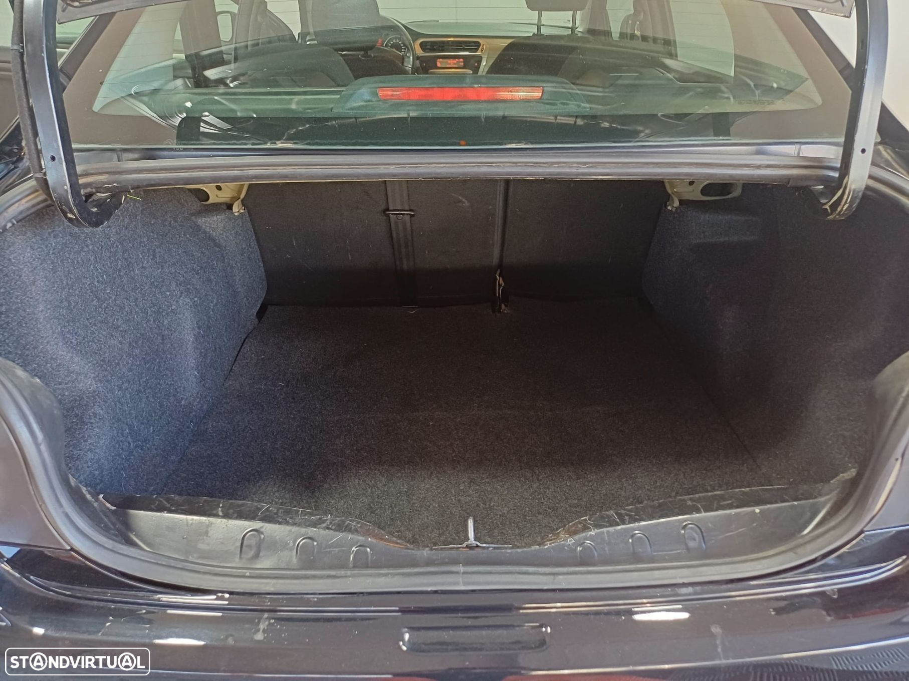 Citroën C-Elysée 1.6 HDi Seduction - 19