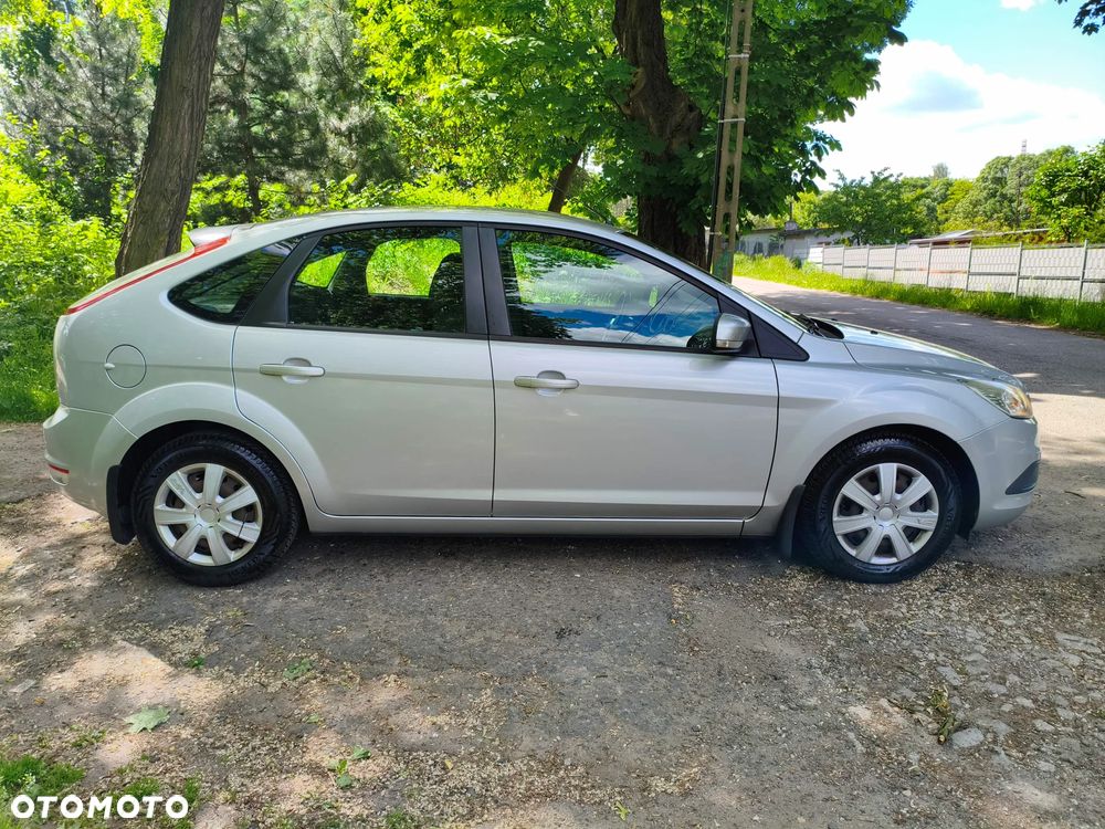 Ford Focus 1.6 Trend - 13