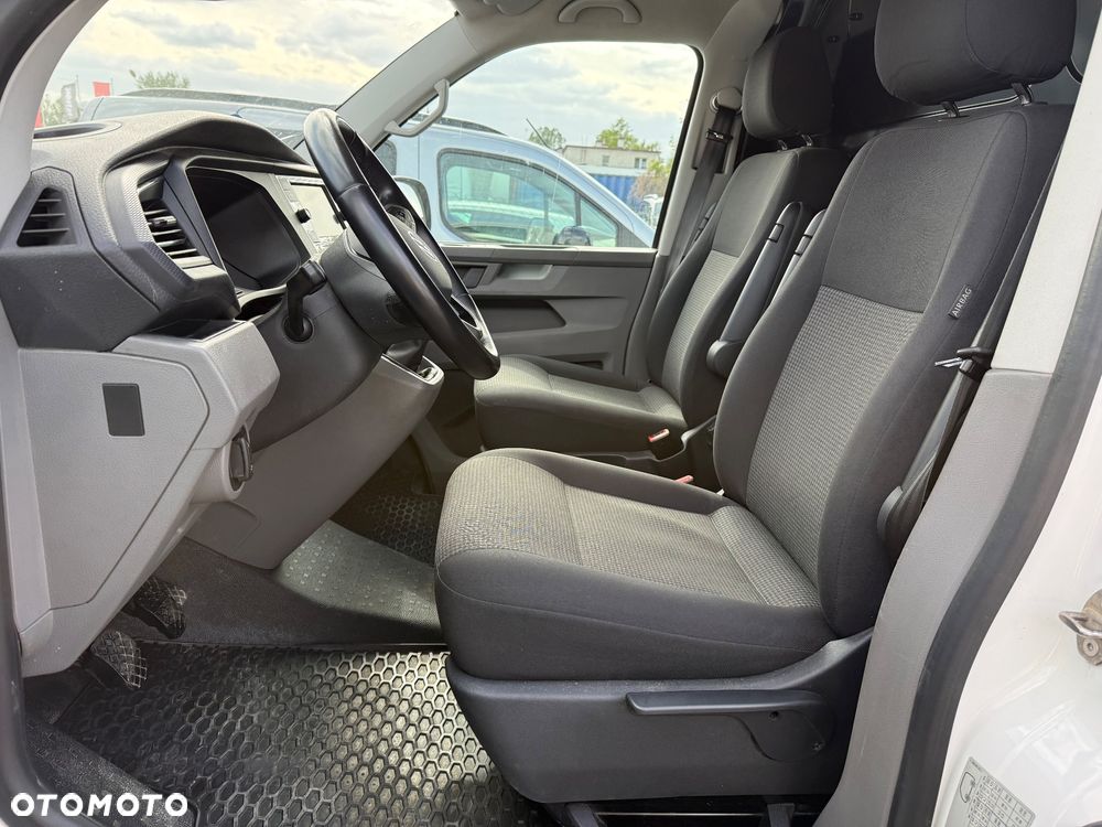 Volkswagen Transporter - 16