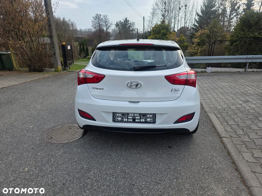 Hyundai i30 1.4 Fifa World Cup Edition - 25