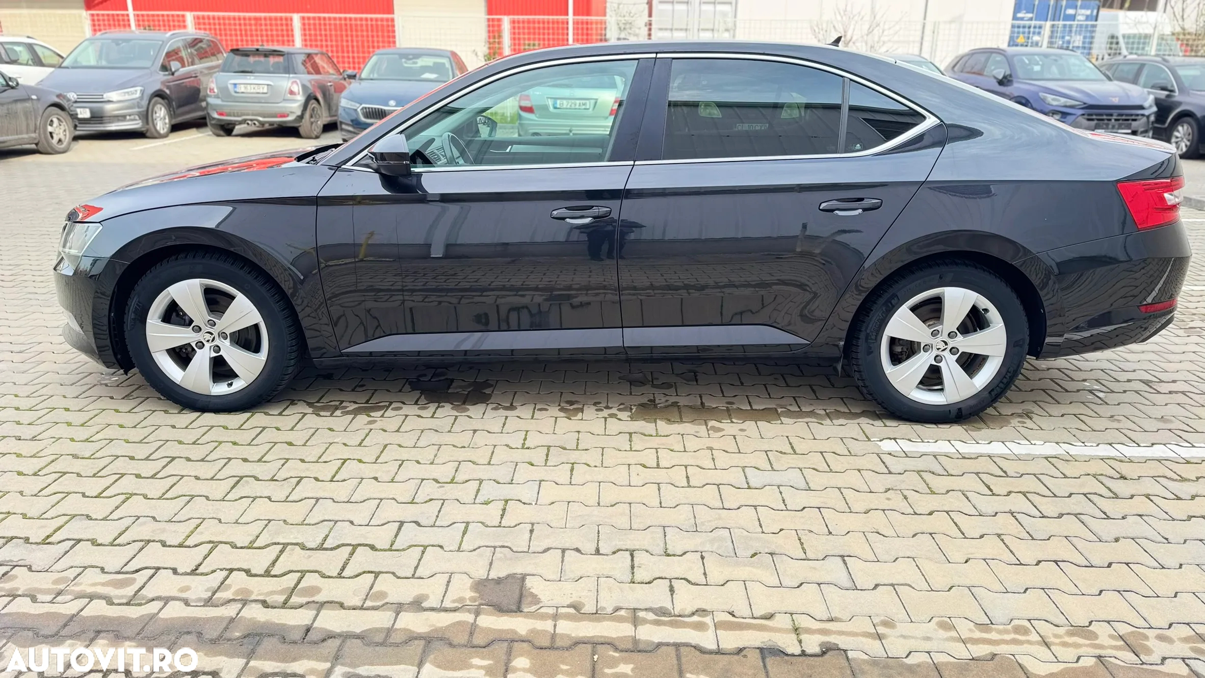 Skoda Superb 2.0 TDI DSG 4X4 Ambition - 3