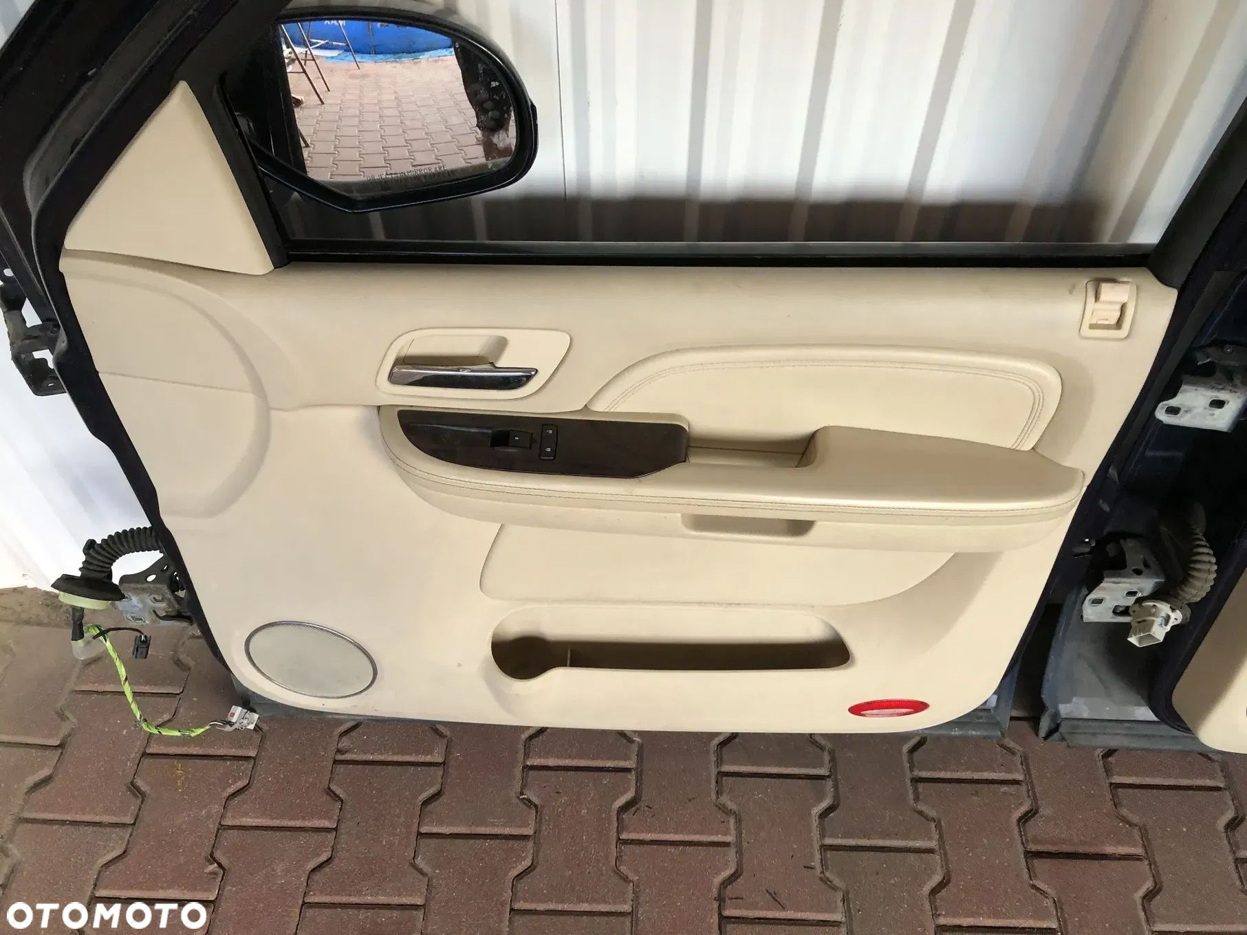 CADILLAC ESCALADE III 2006-2014 DRZWI PRAWE PRZEDNIE PRZÓD TYLNE TYŁ BOCZEK LUSTERKO - 9