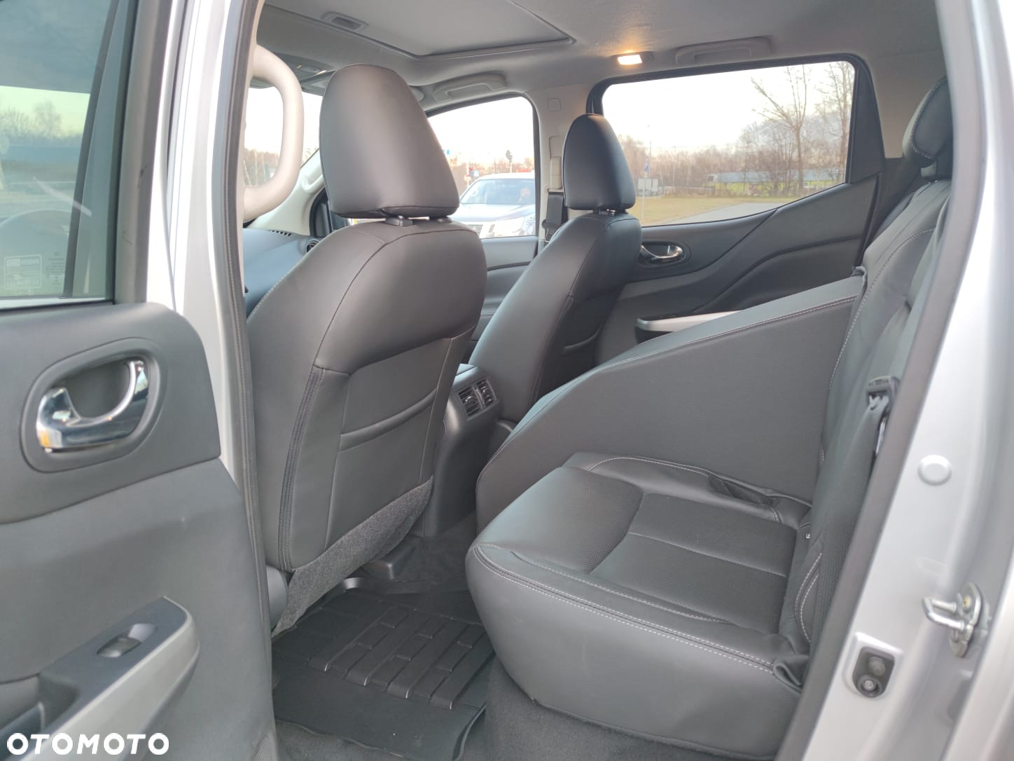 Nissan NAVARA - 20