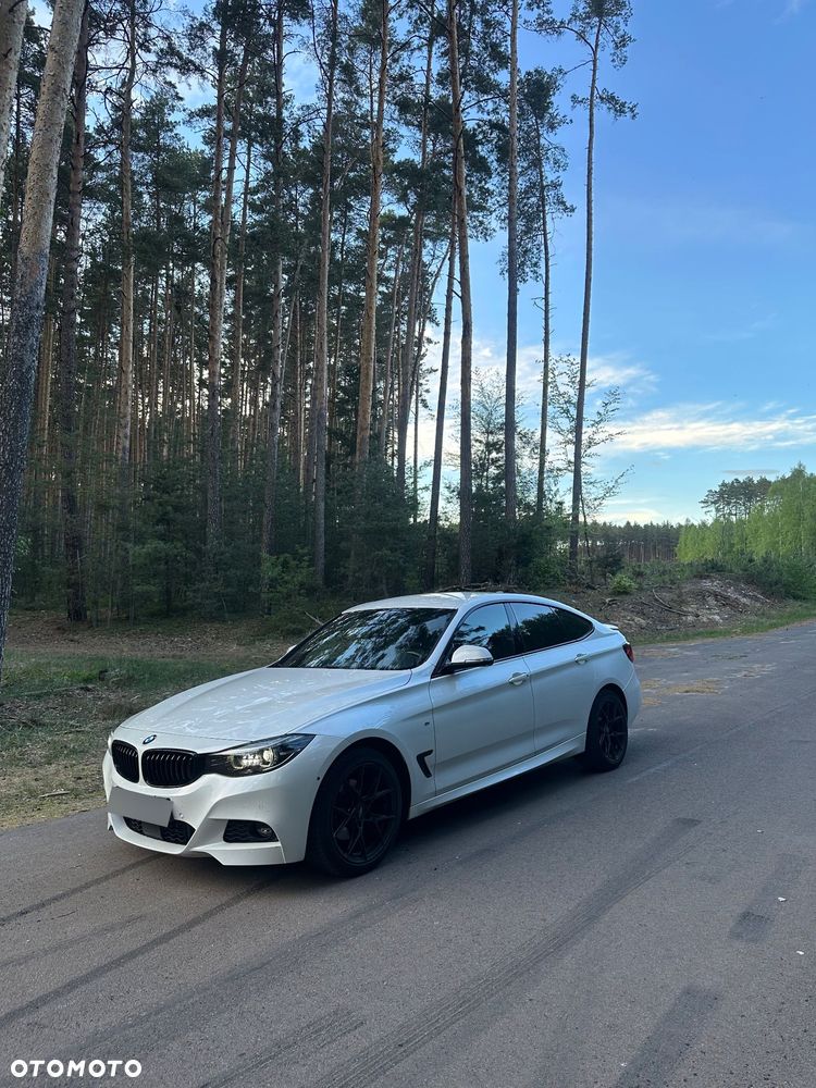 BMW Seria 3 320d M Sport - 3