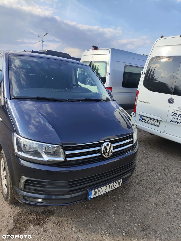 Volkswagen Caravelle - 1