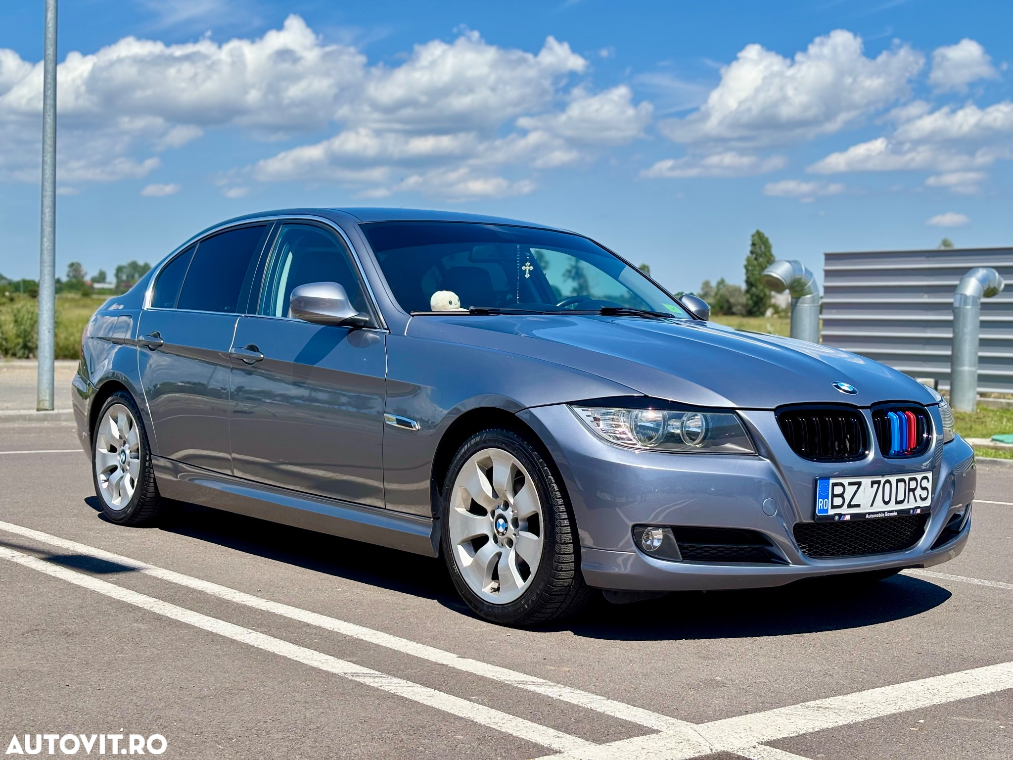 BMW Seria 3 318d - 5