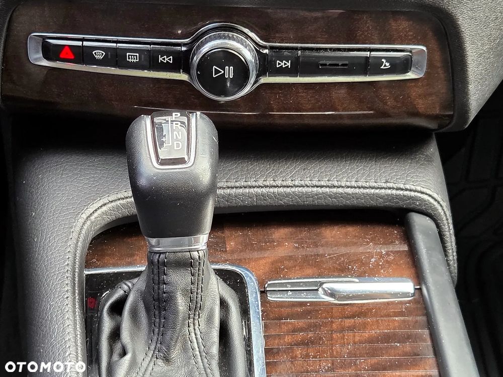 Volvo XC 90 T6 AWD Inscription - 35
