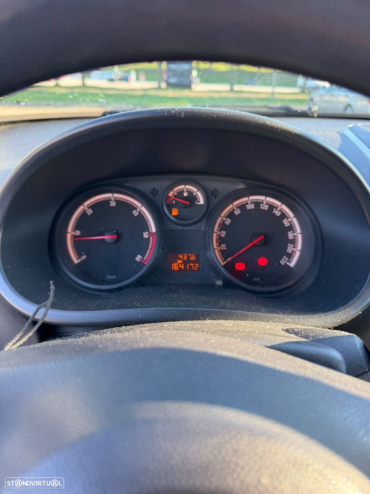 Opel Corsa - 8